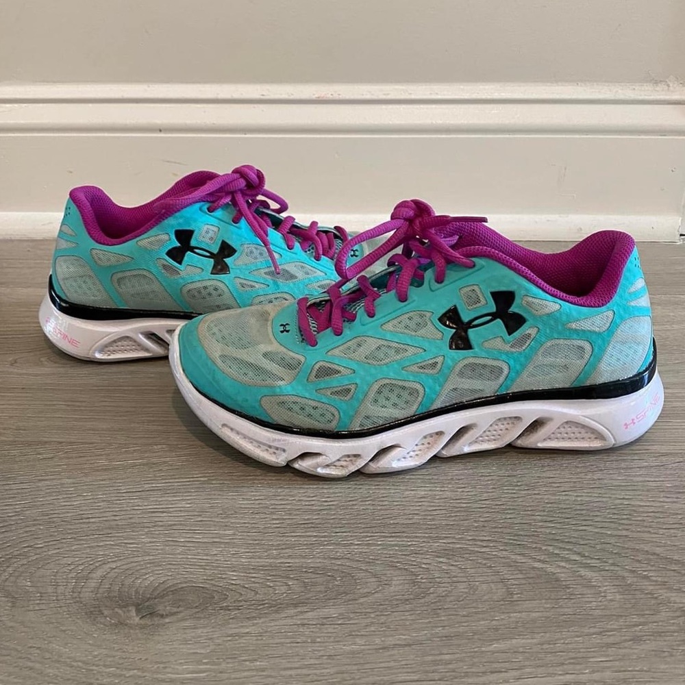 Under Armour Spine Women’s Running Shoes